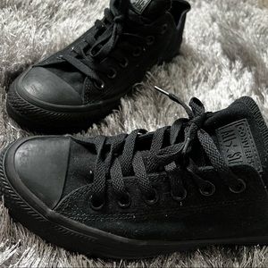Low Top Converse